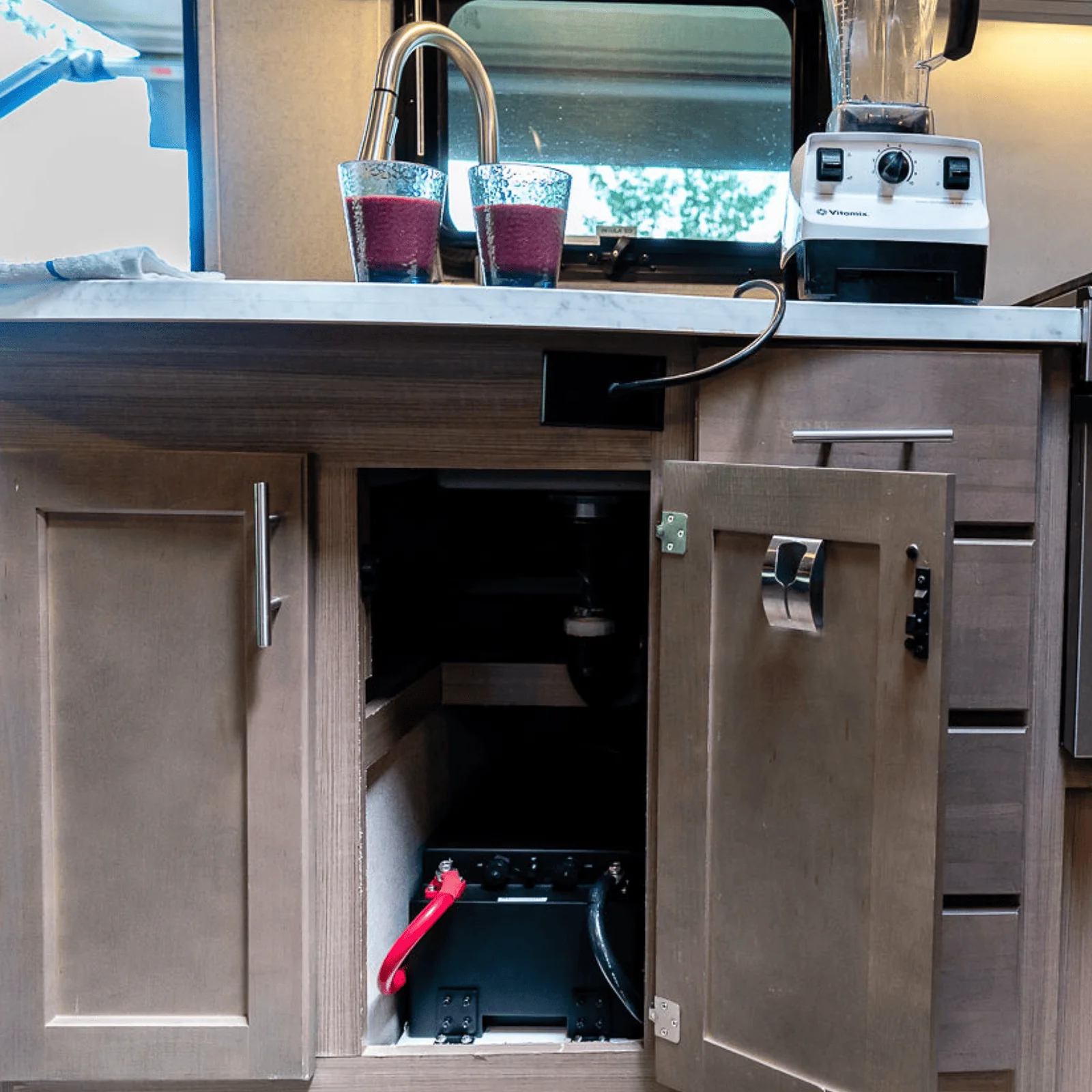 Pro S1 12V 120Ah / 240Ah LiFePO4 Battery - Image 10